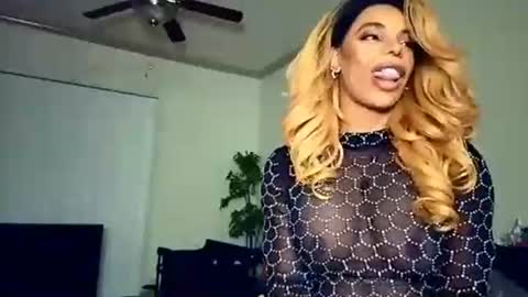 Snapshot of sashastrokes chatting on October 2025 12:36:02 AM MISTRESS STROKES online show from October 2025 12:36:02 AM