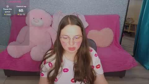 Sasha online show from May 2026 07:41:01 PM