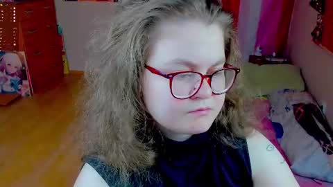 Snapshot of sashy_way chatting on July 2026 04:44:01 PM .Alexandra online show from July 2026 04:44:01 PM