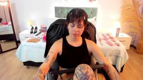 saskia_vellour online show from March 2026 07:31:01 PM