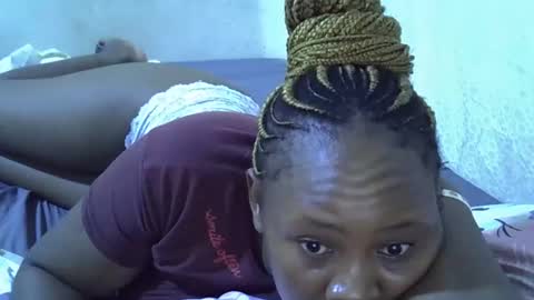 Snapshot of sassy_bella chatting on June 2026 06:52:02 AM sassy_bella online show from June 2026 06:52:02 AM