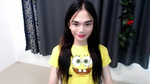 Snapshot of sassy_keath chatting on November 2025 05:22:01 PM Keath online show from November 2025 05:22:01 PM