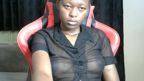 sassy_lyne online show from March 2026 11:47:02 AM