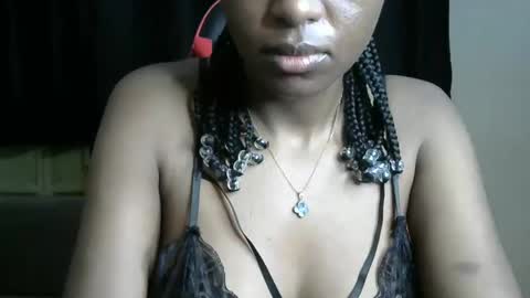 sassy_lyne online show from April 2026 08:15:01 AM