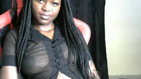 Snapshot of sassy_lyne chatting on April 2026 01:32:01 AM sassy_lyne online show from April 2026 01:32:01 AM
