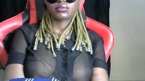 Snapshot of sassy_lyne chatting on May 2026 12:41:01 AM sassy_lyne online show from May 2026 12:41:01 AM