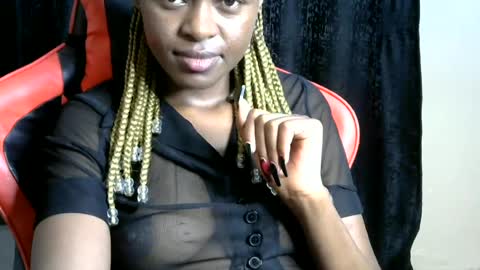 Snapshot of sassy_lyne chatting on June 2026 10:46:01 PM sassy_lyne online show from June 2026 10:46:01 PM