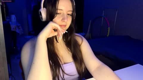 Marmulka or Mary online show from November 2025 05:22:01 PM