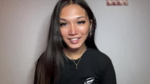 Sassygirl online show from March 2026 11:42:02 PM