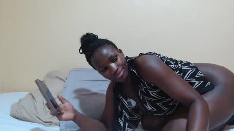 sassybabe20 online show from November 2025 05:59:01 PM