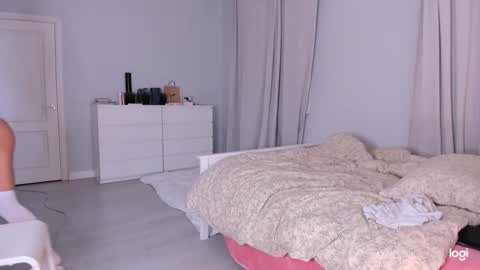 Ksenya online show from February 2026 02:06:02 AM