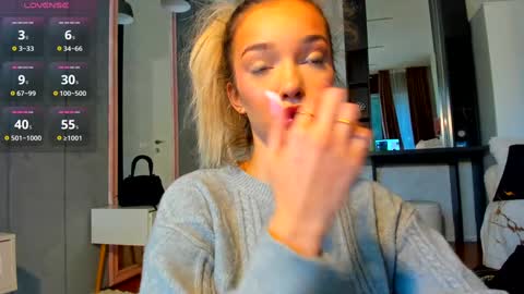 sassyt33n online show from October 2025 09:21:01 AM