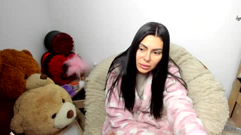 sassytiff online show from February 2026 12:47:02 PM