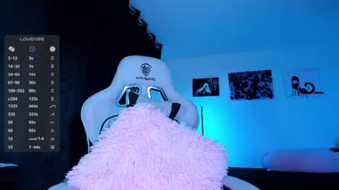 Snapshot of satanbabee_ chatting on June 2026 12:32:02 AM im expecting 300 thumbs up on my altar online show from June 2026 12:32:02 AM