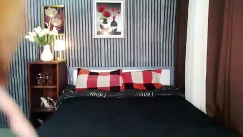Snapshot of satiable_sashax chatting on May 2026 01:13:02 AM Sasha online show from May 2026 01:13:02 AM