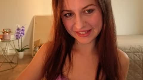 Lori online show from July 2026 06:15:02 PM