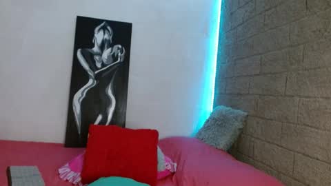 Sativa online show from December 2024 08:50:02 PM