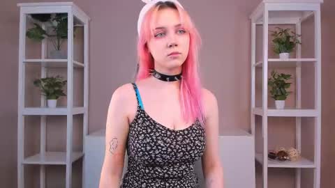 Lin online show from March 2026 05:01:02 AM