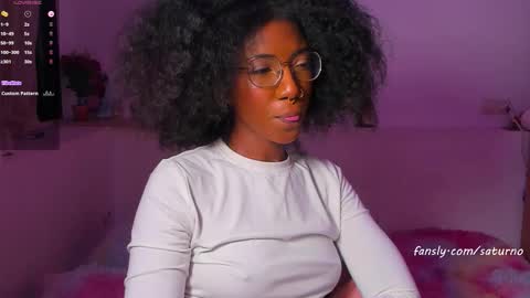 Snapshot of saturno_vibes chatting on October 2025 09:28:01 AM saturno_vibes online show from October 2025 09:28:01 AM