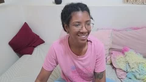 Snapshot of saturno_vibes chatting on February 2026 09:29:02 AM saturno_vibes online show from February 2026 09:29:02 AM