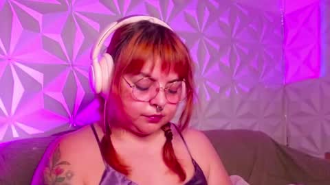 Snapshot of satyn_doll chatting on September 2025 12:43:02 AM Gina George online show from September 2025 12:43:02 AM