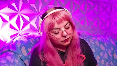 Gina George online show from April 2026 01:44:01 AM