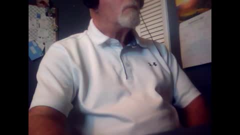 satyr64 online show from September 2025 05:27:02 PM