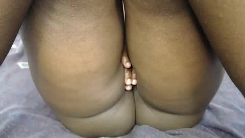 Snapshot of sauce_pety chatting on February 2026 06:12:02 AM pety online show from February 2026 06:12:02 AM