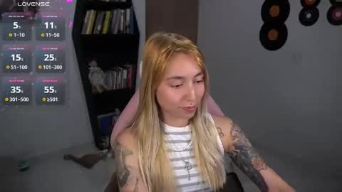 Snapshot of saucy_jenn1 chatting on September 2025 03:19:02 AM I AM JENN  online show from September 2025 03:19:02 AM