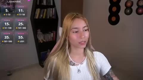 Snapshot of saucy_jenn1 chatting on September 2025 03:08:02 AM I AM JENN  online show from September 2025 03:08:02 AM