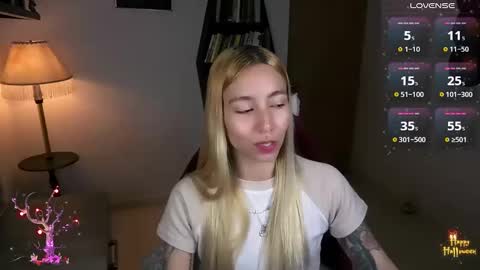 Snapshot of saucy_jenn1 chatting on October 2025 10:58:02 PM I AM JENN  online show from October 2025 10:58:02 PM