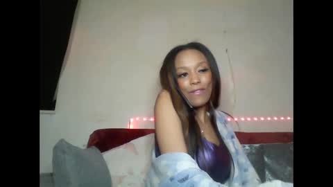 Snapshot of saucy_shanice chatting on January 2025 08:45:01 PM Shaniiice online show from January 2025 08:45:01 PM