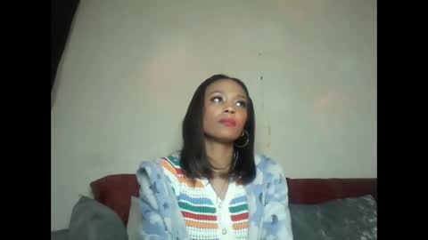 Snapshot of saucy_shanice chatting on September 2025 08:31:01 PM Shaniiice online show from September 2025 08:31:01 PM