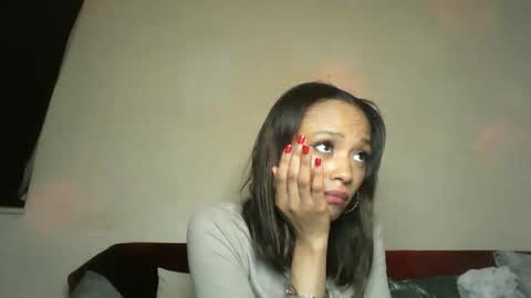 Snapshot of saucy_shanice chatting on September 2025 09:53:01 PM Shaniiice online show from September 2025 09:53:01 PM