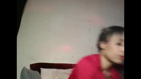 Snapshot of saucy_shanice chatting on December 2025 01:00:02 AM Shaniiice online show from December 2025 01:00:02 AM