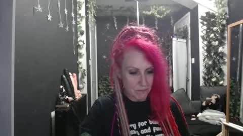 SaucySky online show from November 2025 12:54:02 AM