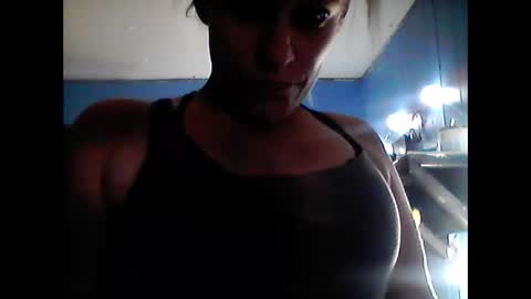Bugglove online show from January 2025 10:13:02 PM