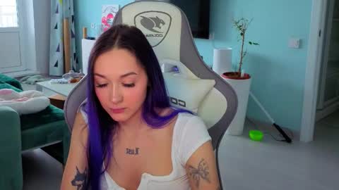 Ariel online show from March 2026 03:45:02 AM