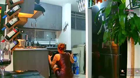 Snapshot of savage_penelope_ chatting on October 2025 11:31:02 PM Dela online show from October 2025 11:31:02 PM