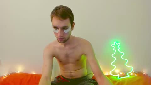 Snapshot of savak_hottie chatting on January 2025 06:13:01 AM Savak Laakem online show from January 2025 06:13:01 AM