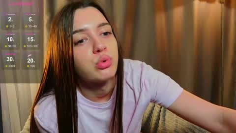 savannah_h online show from May 2026 08:25:01 PM