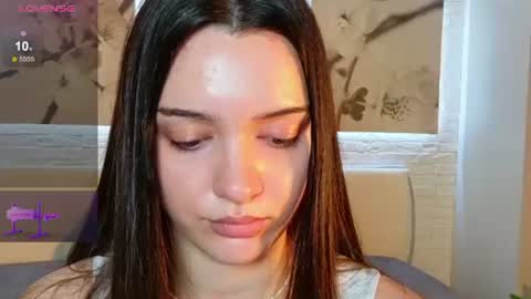 savannah_h online show from June 2026 08:02:01 PM