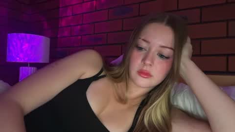savannahcarterrr online show from June 2026 12:15:01 PM