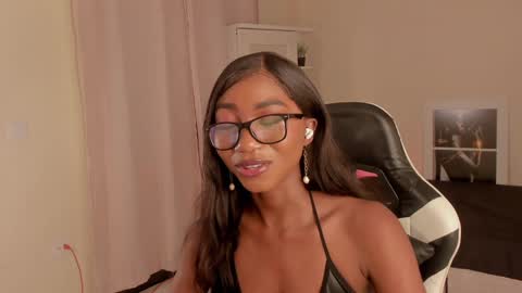 Snapshot of savannahwildee chatting on December 2024 07:43:02 PM Savannahwildee online show from December 2024 07:43:02 PM