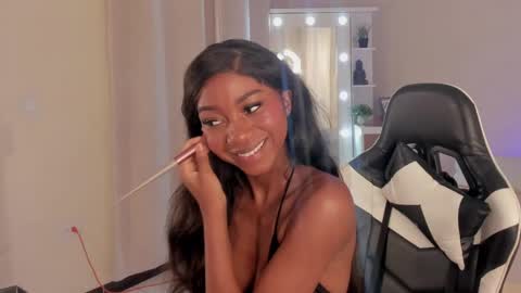 Snapshot of savannahwildee chatting on March 2025 12:44:02 PM Savannahwildee online show from March 2025 12:44:02 PM