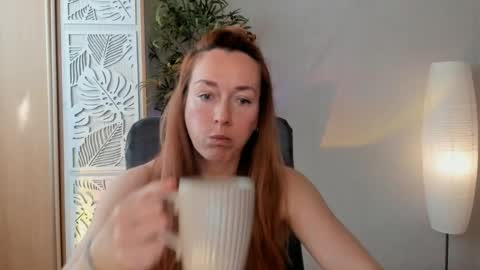 save the qween online show from April 2026 07:37:02 AM