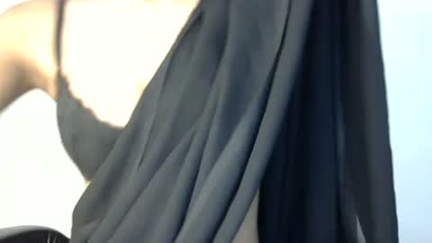 Snapshot of saxee_love chatting on January 2025 08:25:02 PM saxee online show from January 2025 08:25:02 PM