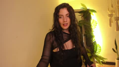 Snapshot of scalertt__steel_ chatting on January 2025 04:29:02 PM Venus online show from January 2025 04:29:02 PM