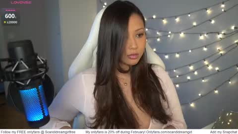 Snapshot of scandidreamgirl chatting on March 2025 03:37:01 PM Cara online show from March 2025 03:37:01 PM