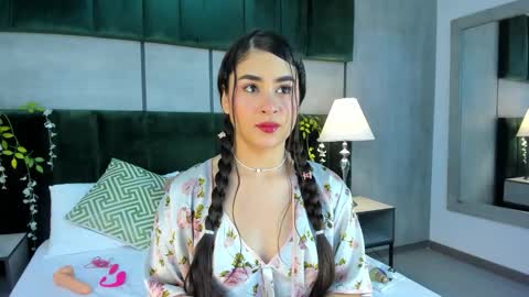 Scarelet online show from March 2026 12:43:02 PM